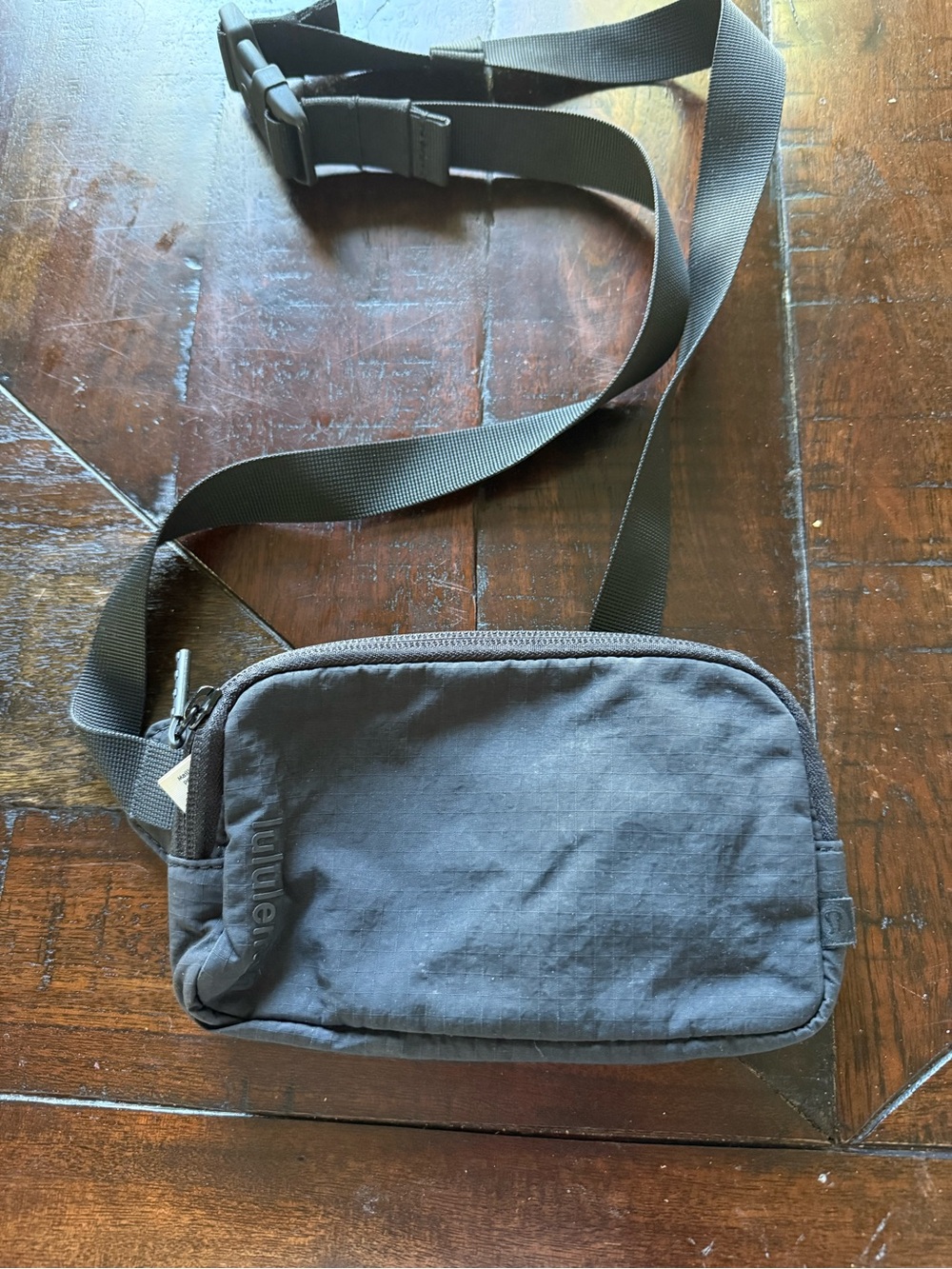 lululemon athletica Black Men's Sling Belt Bag